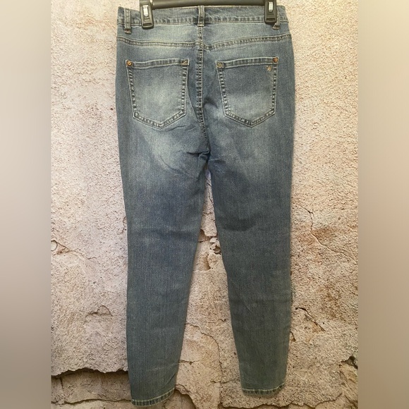 Wallflower Straight Leg High Rise Denim Jeans - Picture 5 of 8